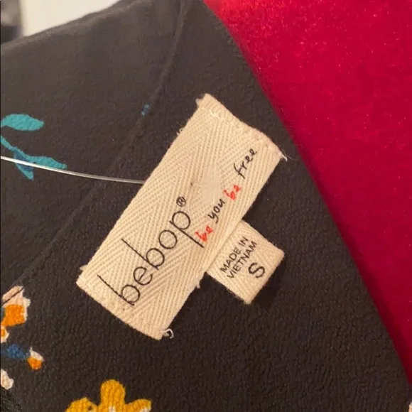 BeBop beautiful black/floral multicolor sweetheart neck dress -size S - Picture 5 of 12